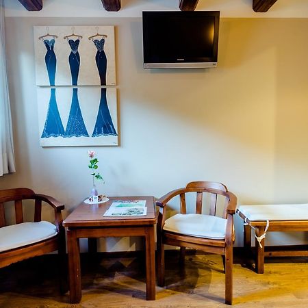 Hotel Flor De Neu El Pont de Suert Ngoại thất bức ảnh