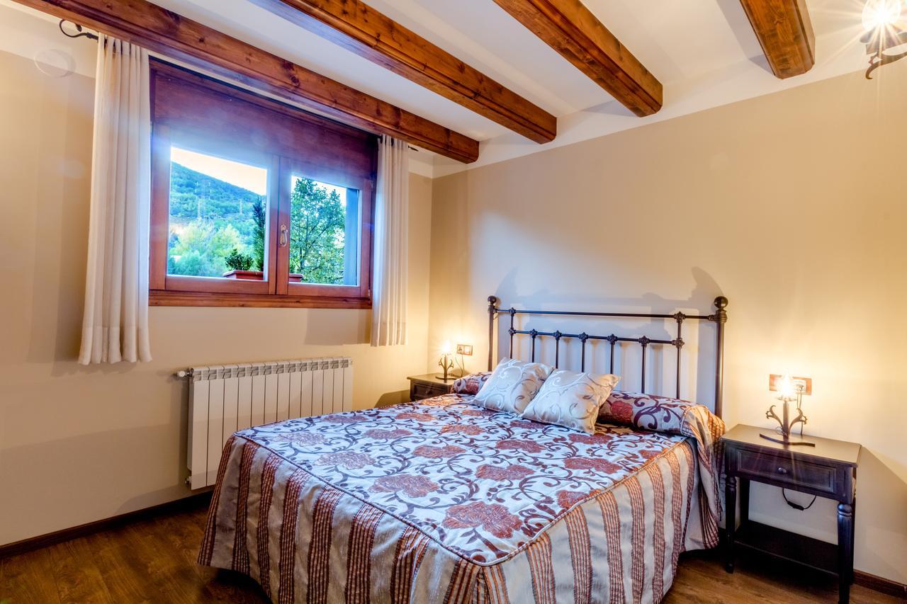 Hotel Flor De Neu El Pont de Suert Ngoại thất bức ảnh